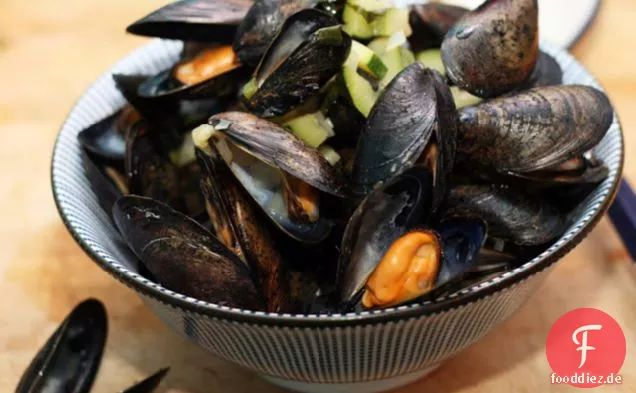 Muscheln Mit Zucchini Und Basilikum