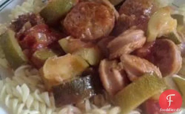 Italienische Wurst und Zucchini