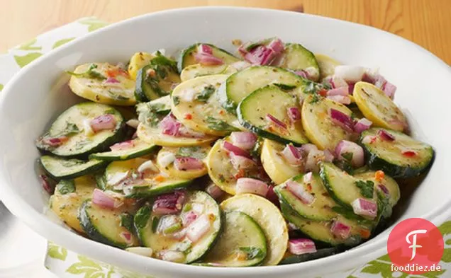 Marinierte Zucchini & Petersiliensalat