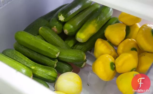 Zitronen-Rosmarin-Zucchini-Brot