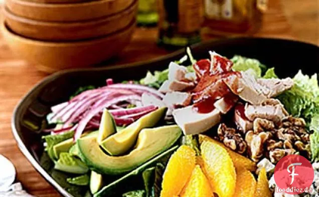 Gehackter Truthahnsalat mit Cranberry-Vinaigrette