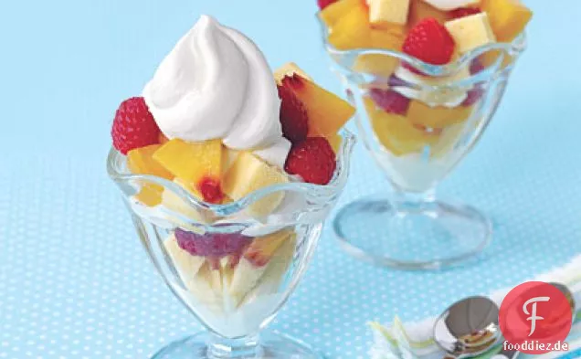 Pfund Kuchen und Fruchtparfaits