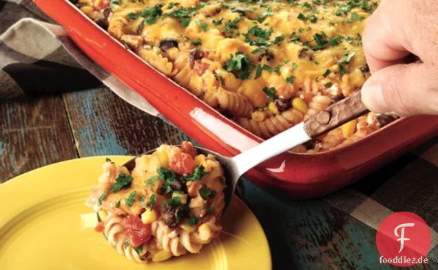 Mexikanische Pasta-Gemüse-Backen