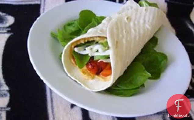 Hummus und Artischocken-Wrap