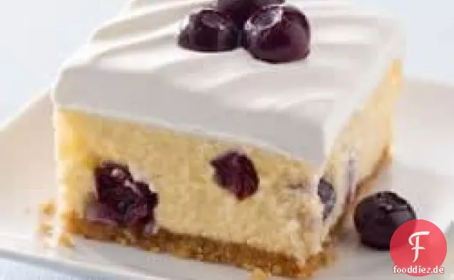 Cremiges Zitronen-Blaubeer-Dessert