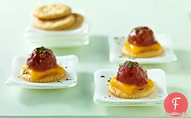 Herzhafte Chili-Käse-Fleischbällchen-Topper