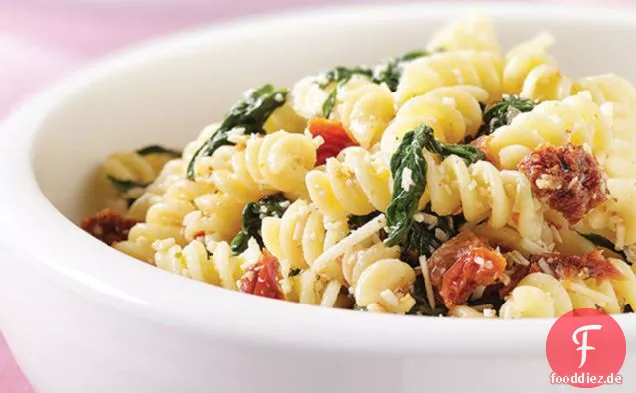 Asiago Käse & Spinat Pasta Toss