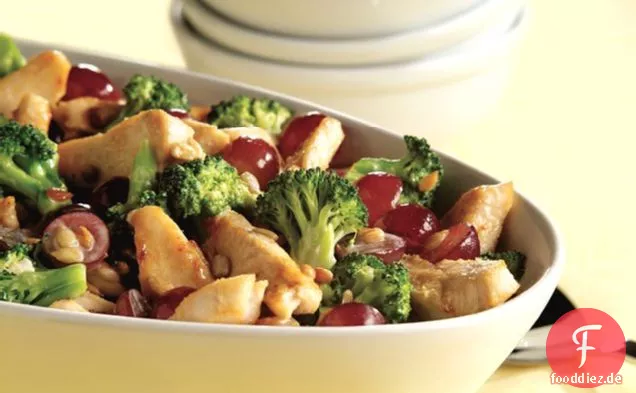 für Brokkolisalat mit Huhn