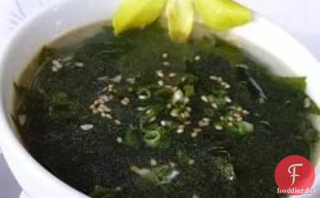 Seetangsuppe nach koreanischer Art