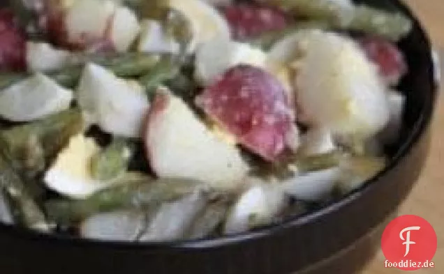 Kartoffel-, Ei- und grüner Bohnensalat
