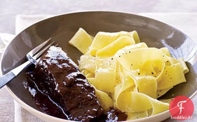 Rigatoni mit Lendenbraten und Gorgonzola-Sauce