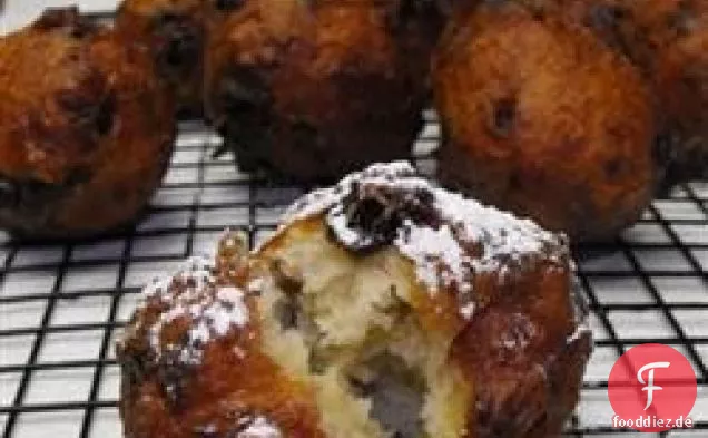 Oliebollen (Holländische Donuts)
