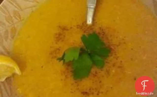 Rote Linsensuppe nach libanesischer Art