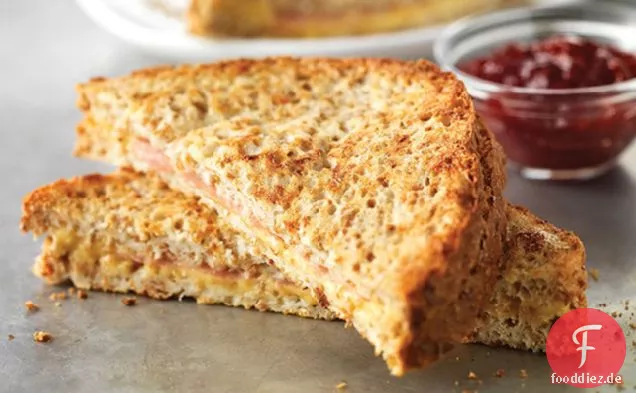 Gebackenes Monte Cristo Sandwich