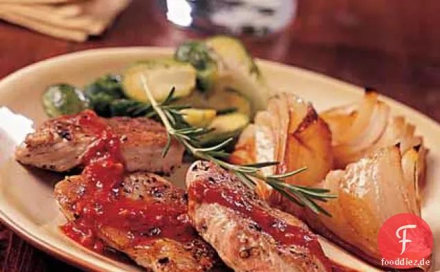 Schweinemedaillons mit Orangen-Rosmarin-Sauce