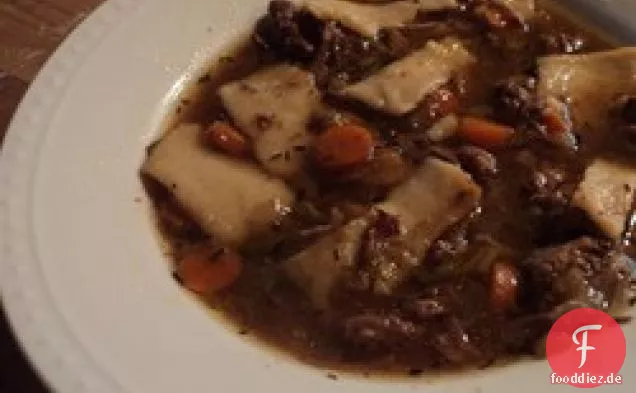 Einfache Slow Cooker Hausgemachte Rindfleisch Nudelsuppe