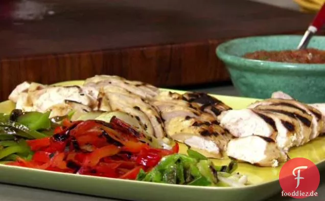 Gegrilltes Huhn Fajitas Platte