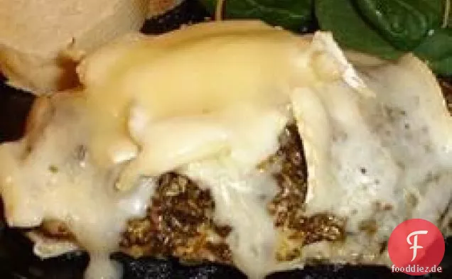 Gebackenes Huhn und Brie