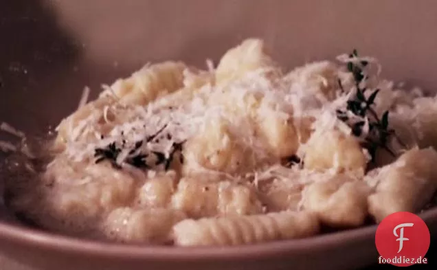 Gnocchi mit Butter Thymiansauce