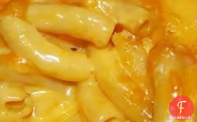 Mamas gebackene Makkaroni und Käse