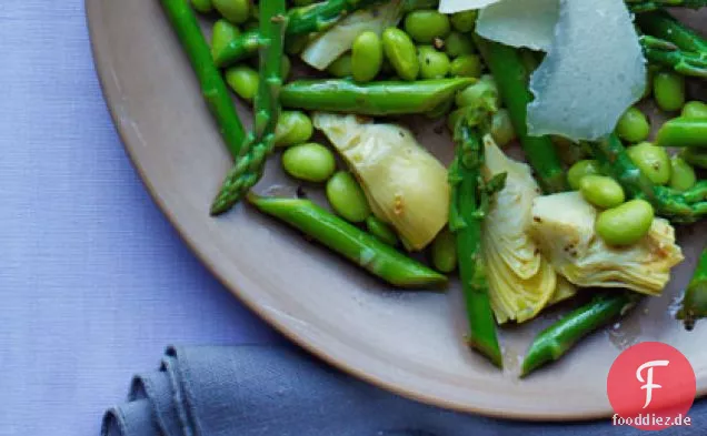 Artischocke, Edamame und Spargelsalat