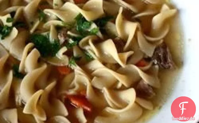 Rindfleisch-Nudelsuppe