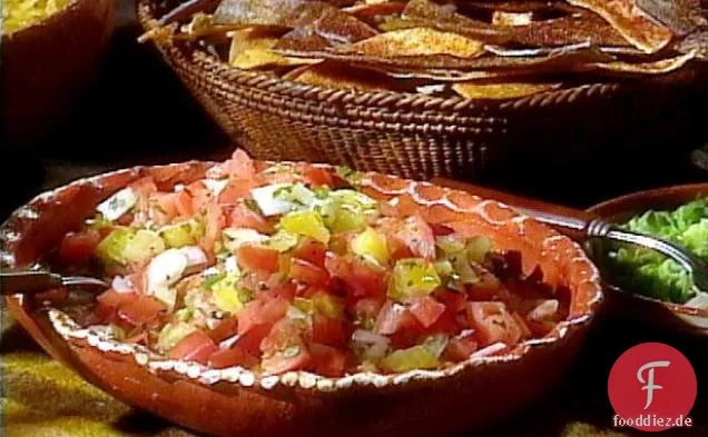 Salsa mit frischen Tomaten