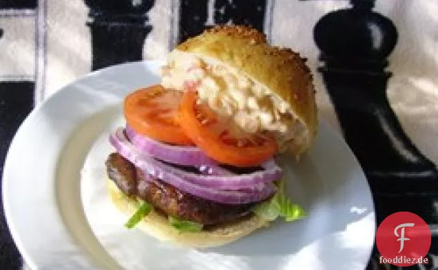 Portabella Pilz-Burger mit Paprika-Mayonnaise
