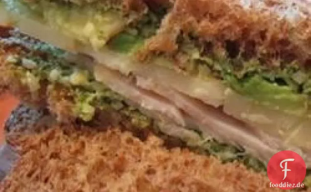 Basilikum-Pesto Sonnenschein Sandwich