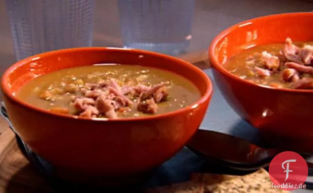 Split Erbsensuppe mit Schinken Hocks
