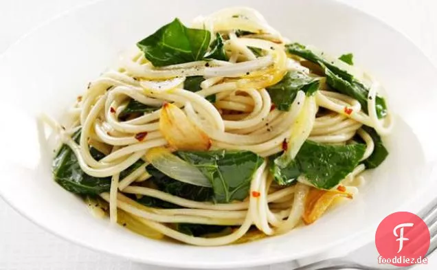 Knoblauch-und-Grüns Spaghetti