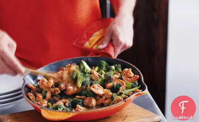 Garnelen und Brokkoli mit Honig-Walnuss-Karamell-Sauce