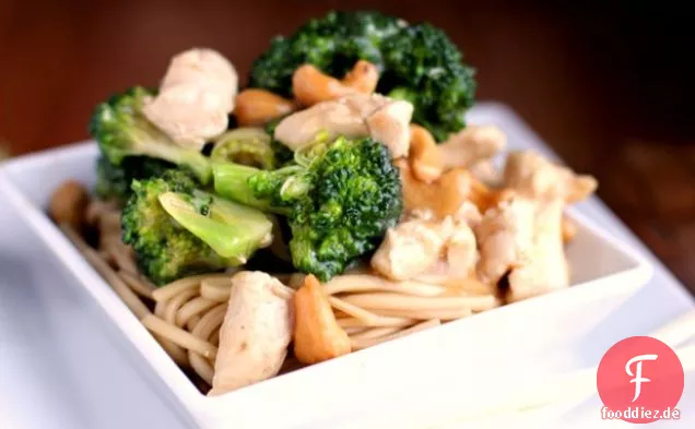 Cashew-Huhn mit Brokkoli