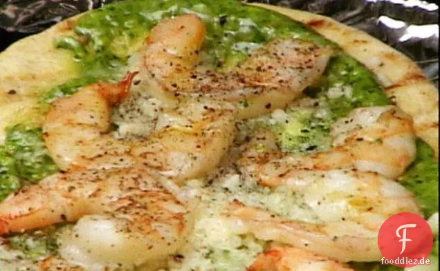 Gegrillte Garnelen und Cilantro Pesto Pizza