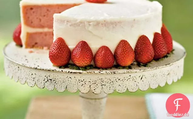 Erdbeer-Schicht-Kuchen