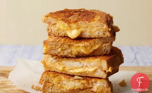 Gegrilltes Cheddar-Käse-Sandwich