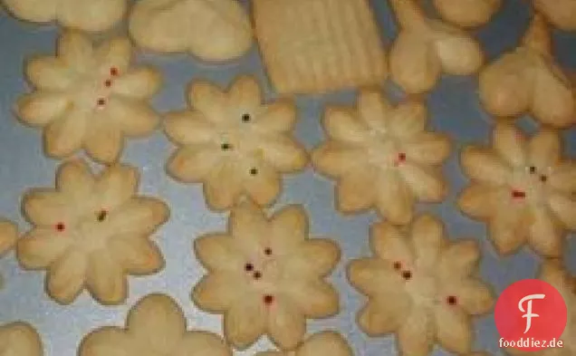 Schwedische gemahlene Mandel-Spritz-Kekse