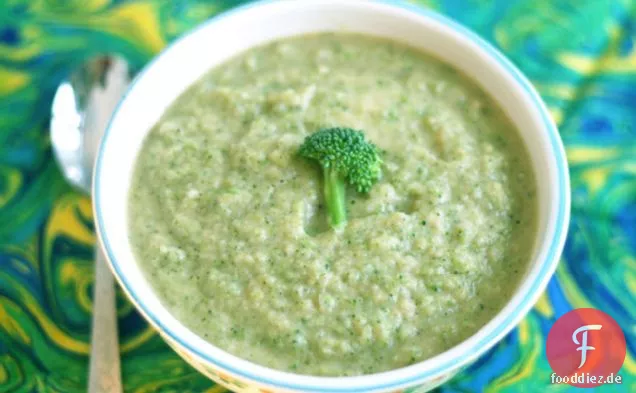 Brokkoli-Blumenkohl-Cheddar-Suppe
