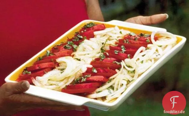 Tomaten-Zwiebel-Salat