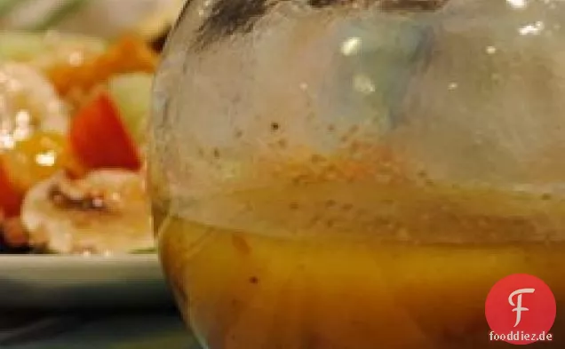 Würzigen Balsamico-Vinaigrette