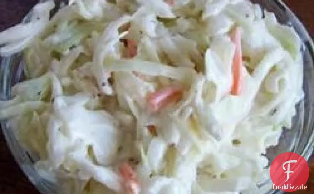 Cremig gewürzte Krautsalat