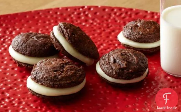Chocolate Drop Cookies mit karamellisierter weißer Schokoladenfüllung