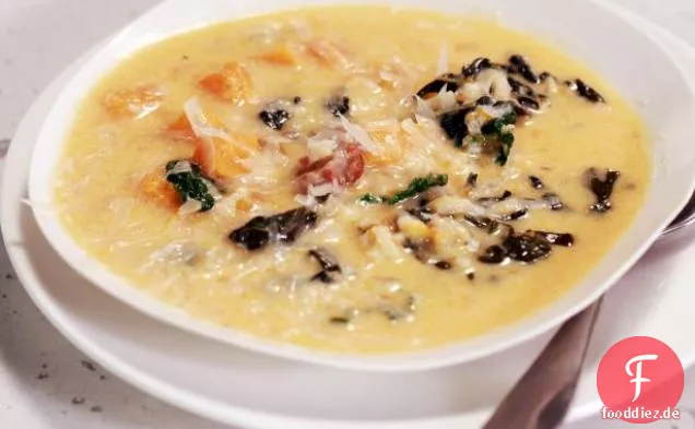 Wurst, Kürbis und Arborio-Suppe