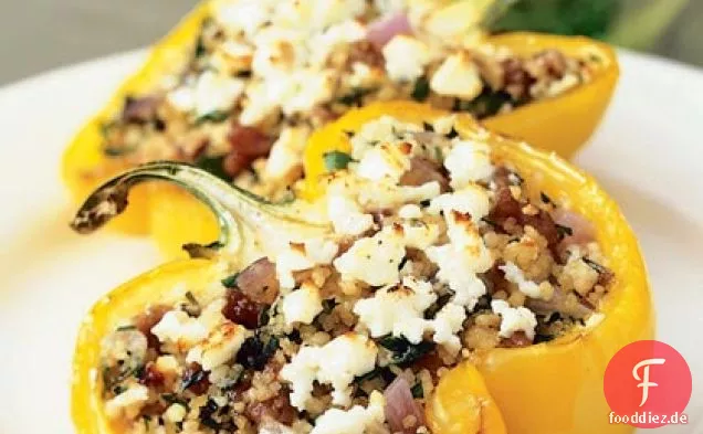 Mediterrane Lamm- und Couscous-gefüllte Paprika