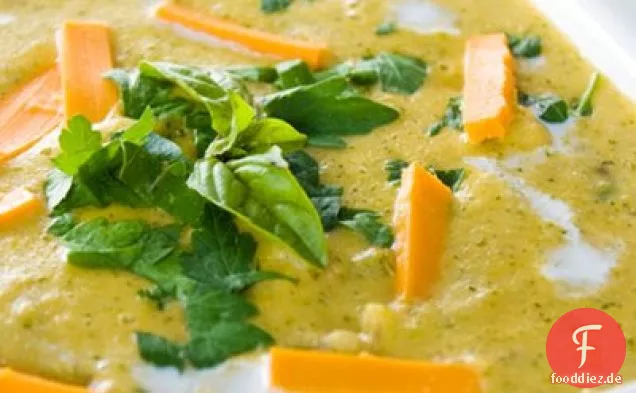 Würzige Brokkoli-Cheddar-Suppe