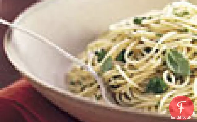 Angel Hair Pasta Mit Brokkoli Und Kräuterbutter
