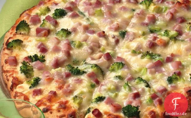 Schinken & Brokkoli Alfredo Pizza
