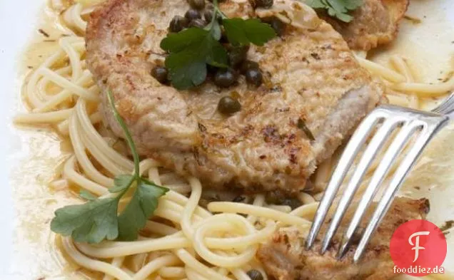Kalbfleisch-Piccata Mit Zitrone, Kapern Und Petersilie-butter-Sauce
