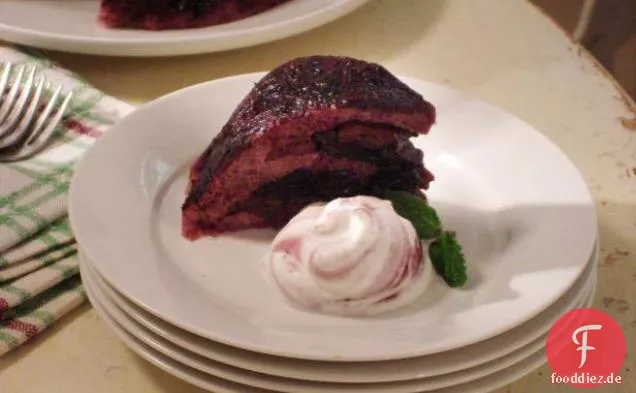 Geprägte Kirsche Sommer Pudding
