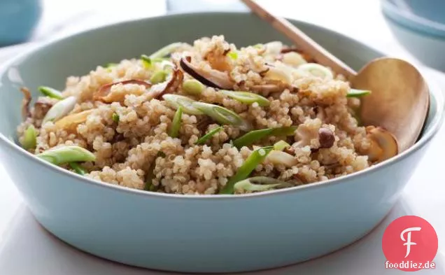 Quinoa mit Shiitakes und Schneeerbsen